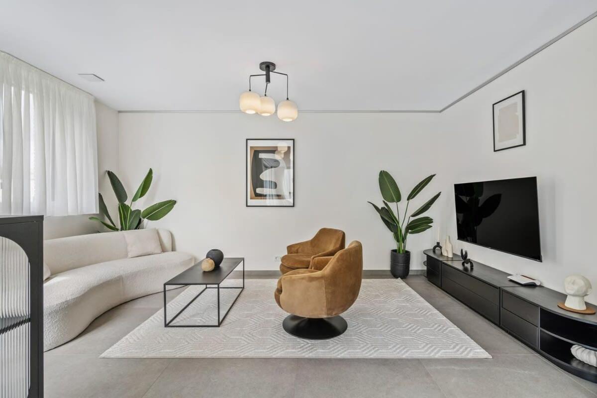 Luxury 2br, Free Parking, Balcony Appartamento Lussemburgo