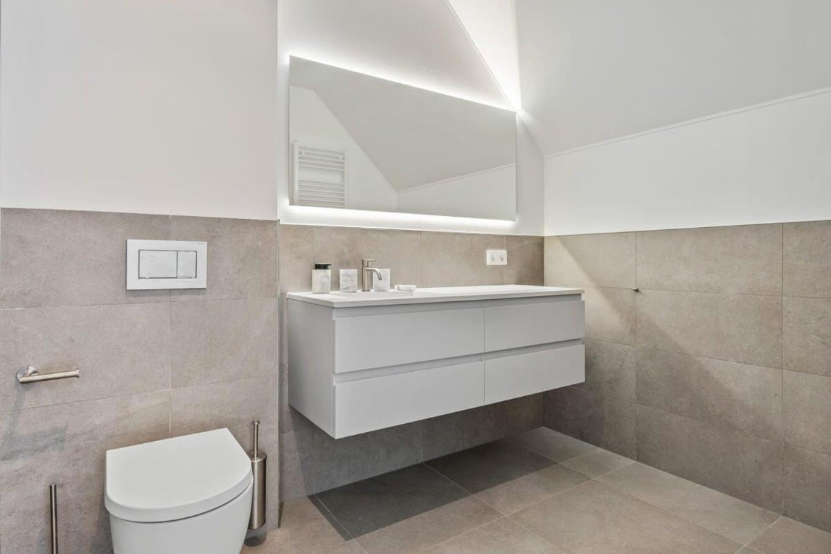 Luxury 2br, Free Parking, Balcony Lussemburgo